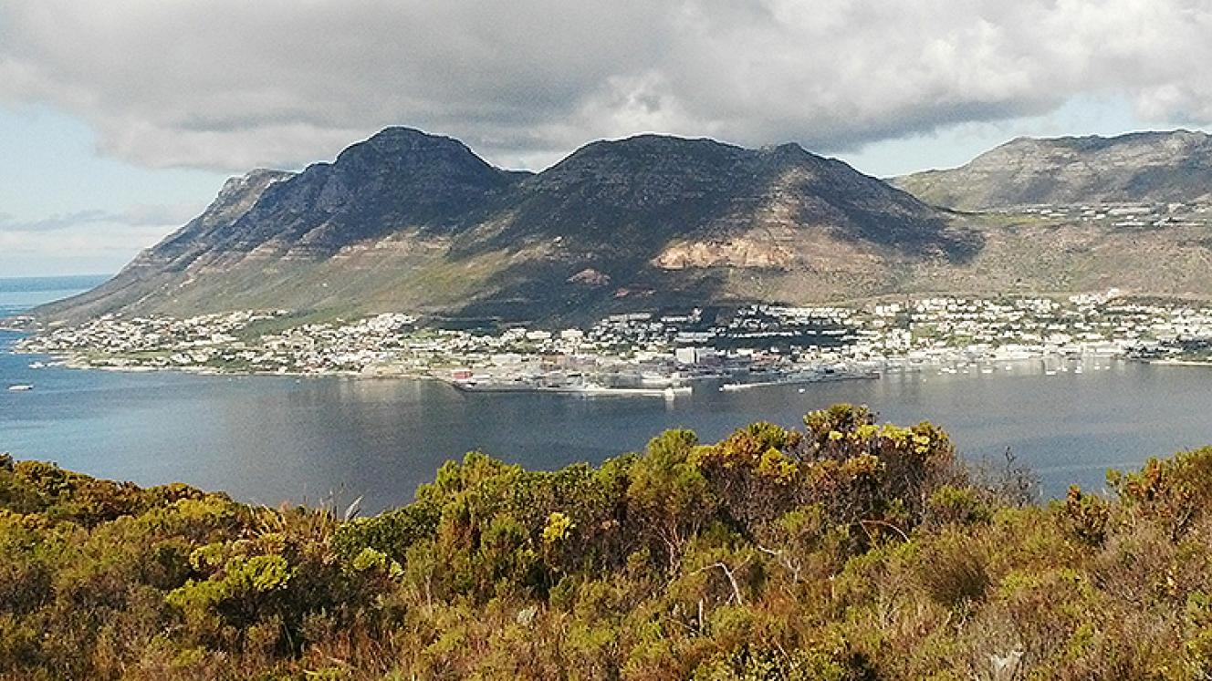 Main Road is one of only three access routes to the far south of Cape Town and carries around 20 000 vehicles a day.