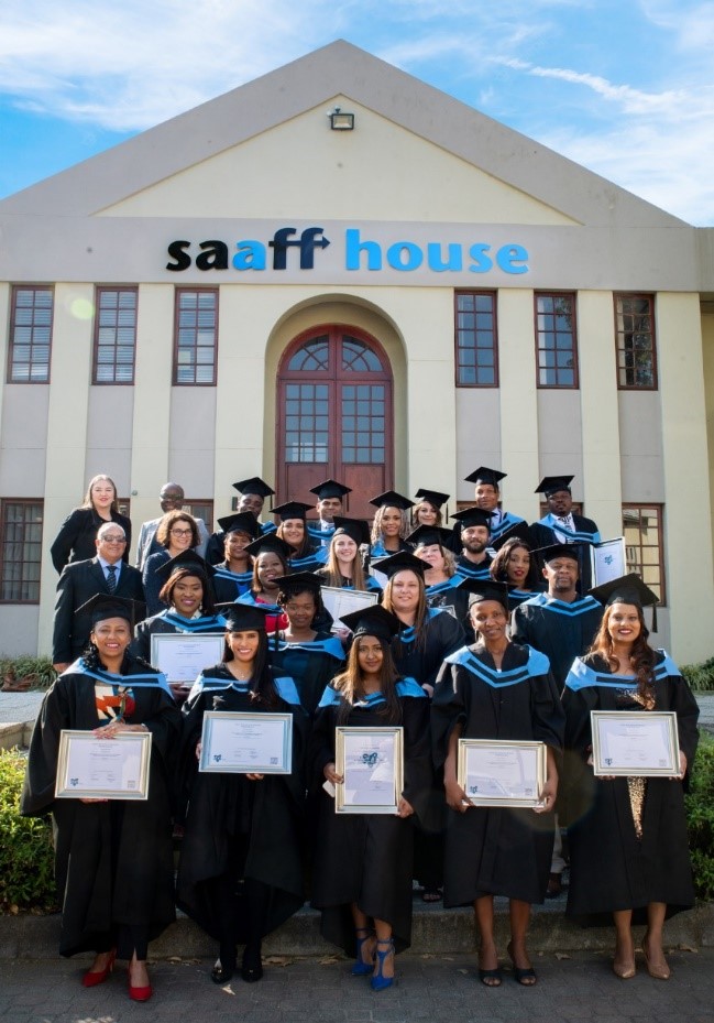 The Class of '22 with their FIATA Diplomas.