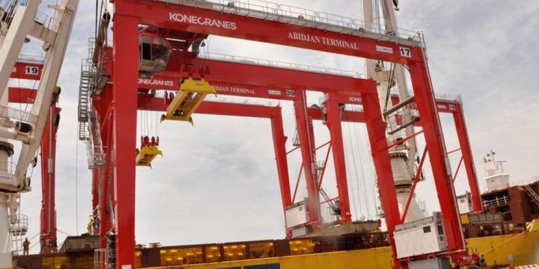 Abidjan Terminal has reached record levels of container handling productivity achieving an average of over 100 movements per hour.