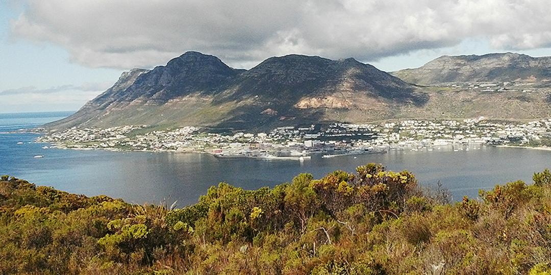 Main Road is one of only three access routes to the far south of Cape Town and carries around 20 000 vehicles a day.