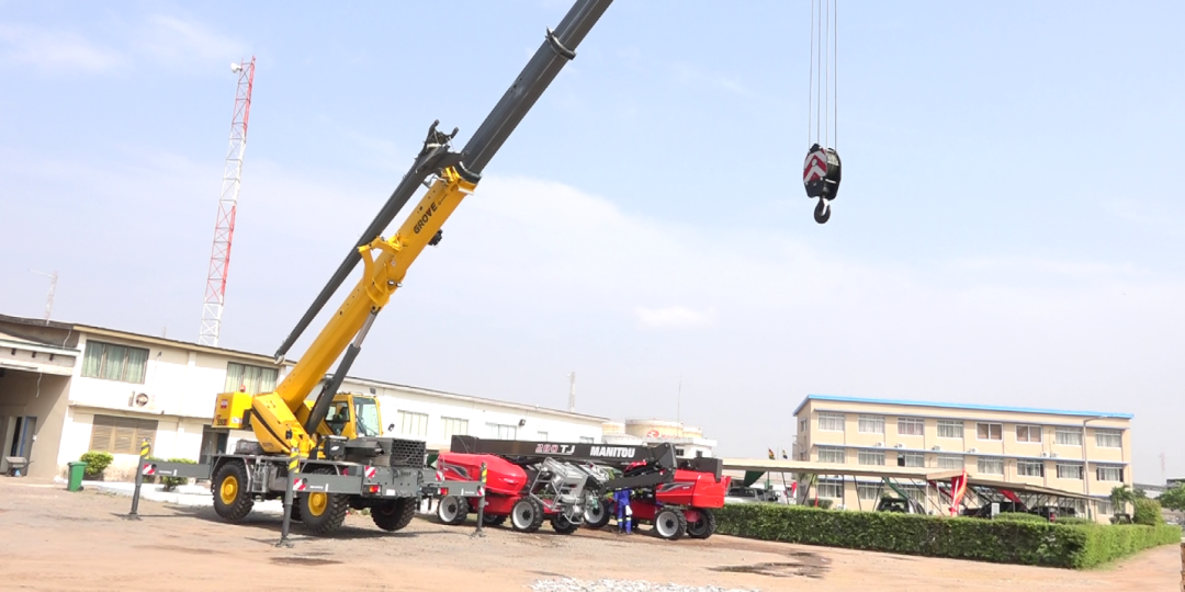 The Tema Shipyard’s new 45-ton crane and two cherry pickers to be used for sandblasting.